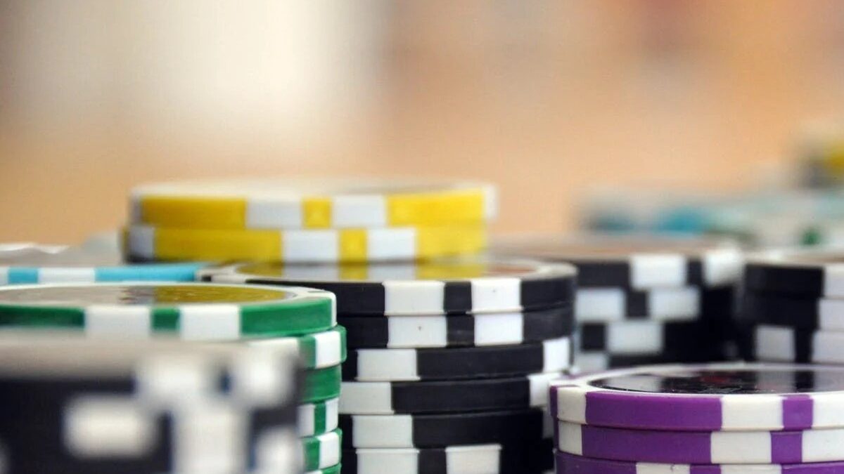 The Common & Biggest Mistakes That Newbies To Online Casino Make