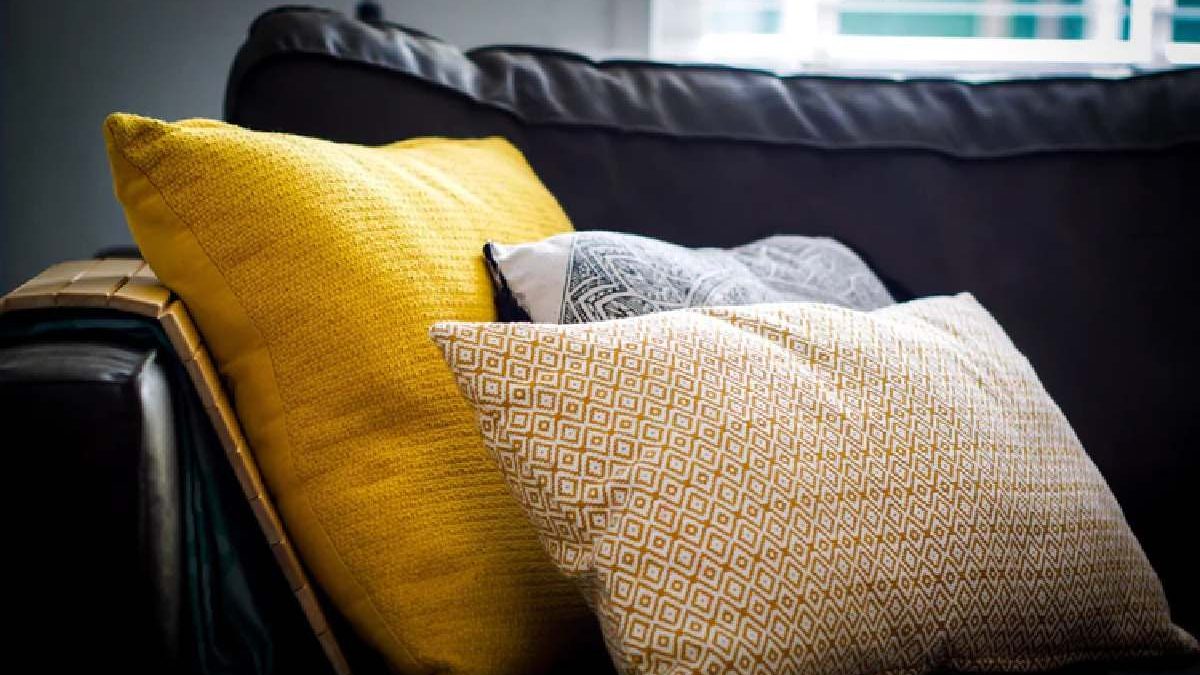 Top 4 Things to Consider before Choosing Sectional Couch Covers