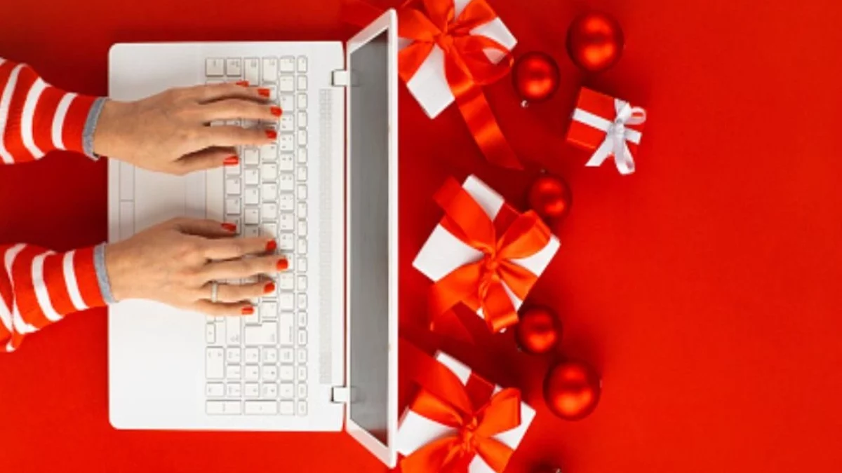 6 Reasons to Do Christmas Shopping Online