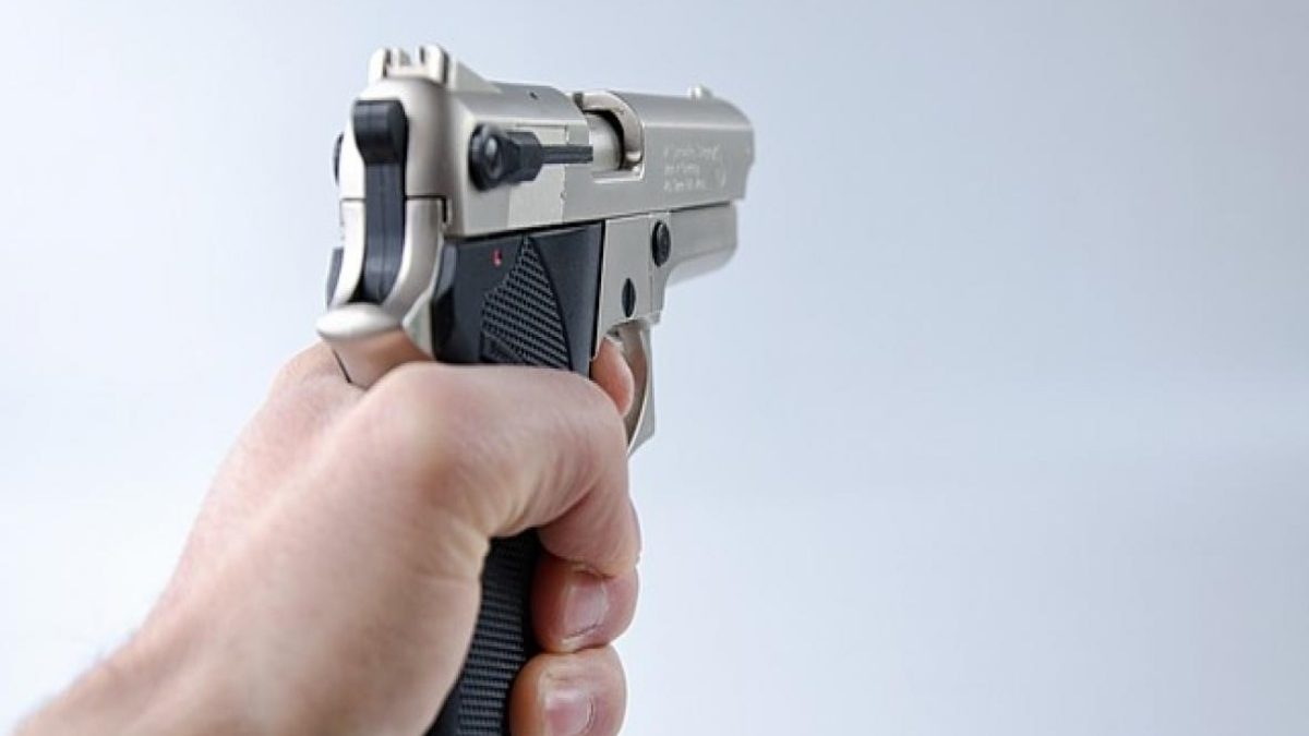 4 Reasons for Business Owners to Carry a Pistol at Work