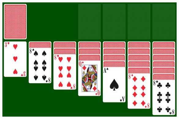 Playing of Solitaire klondike turn one