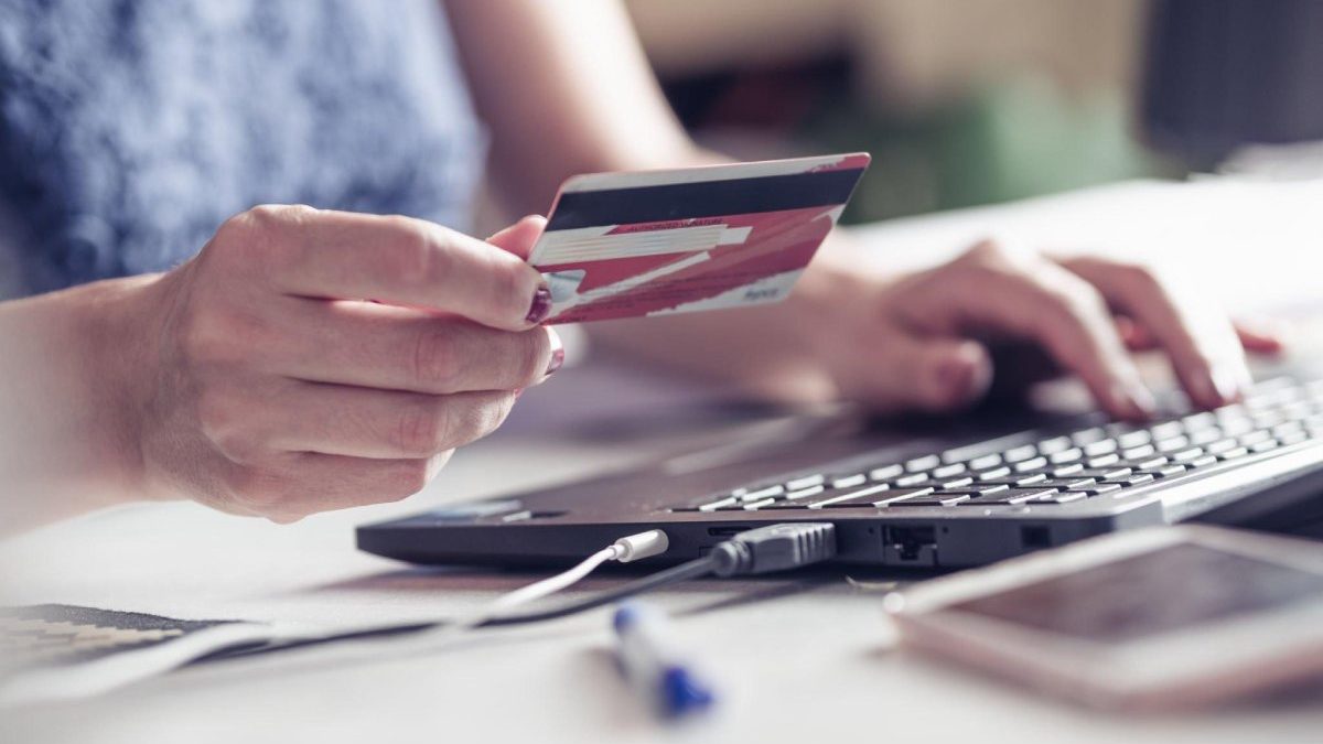 7 Things Before Switching Your Banking to an Online Bank