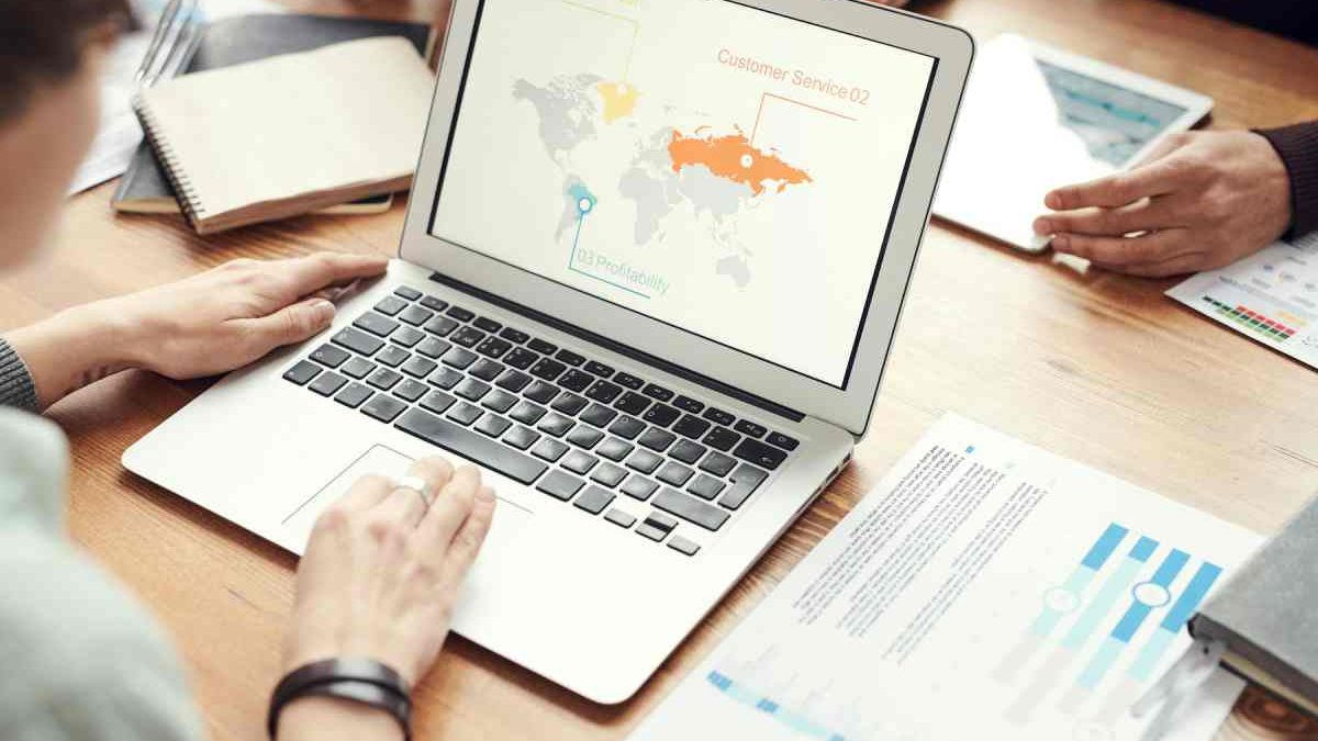 Strategies for Connecting With Customers When Running a Global Business